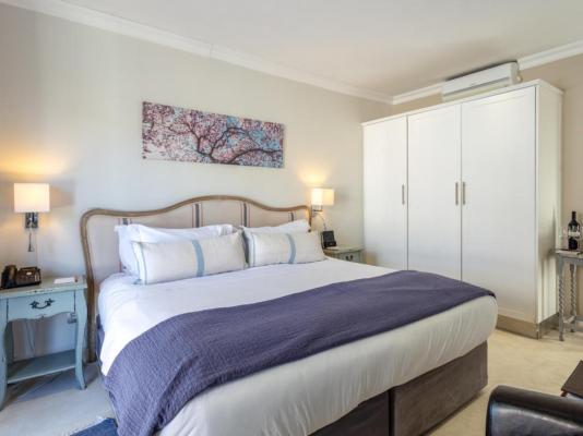 Room image 6