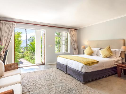 Room image 5