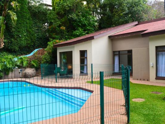 Guesthouse Charis - 273981