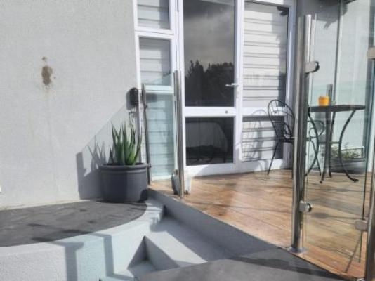 Grey House - Patio