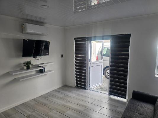 Room image 4
