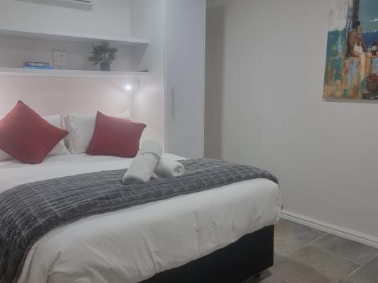 Grey House - 274040