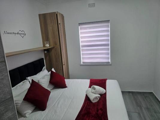 Room image 6