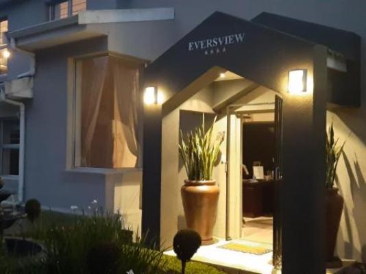 Eversview Guesthouse - Facade or entrance