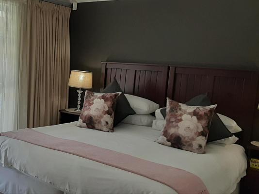 Room image 1