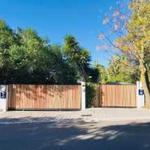 10 van der Westhuizen - Facade or entrance