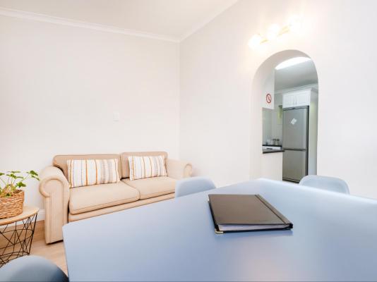 Room image 3
