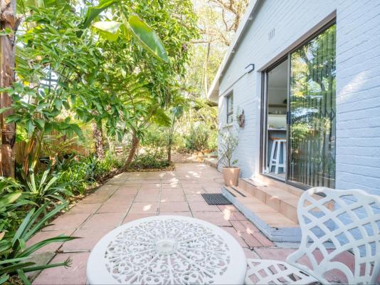 10 van der Westhuizen - 274167
