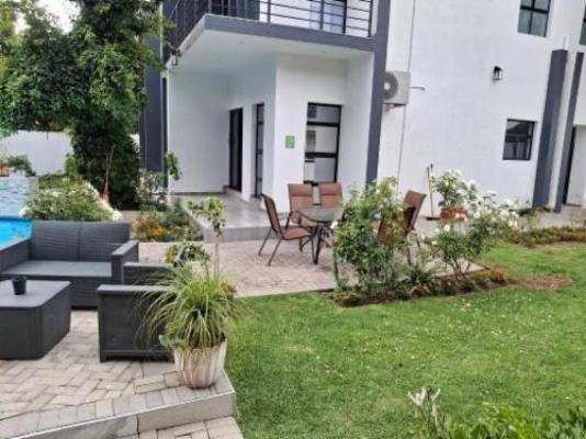 118 on Bayley and Bayley Boutique Guesthouse - Garden