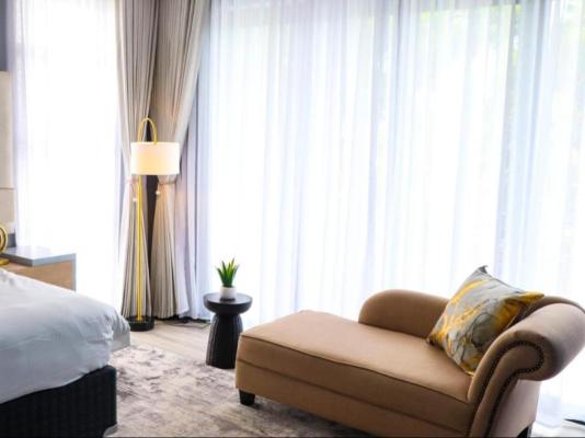 Room image 3