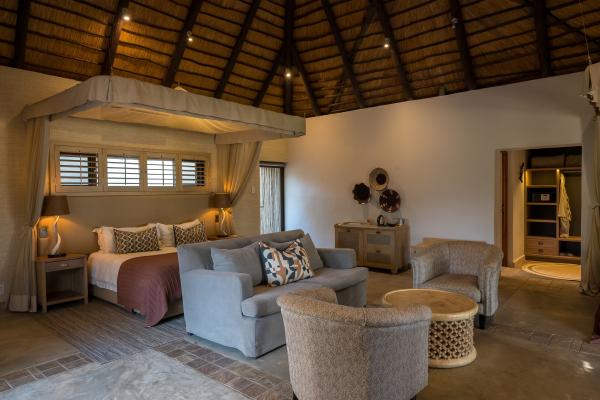 Inyati Game Lodge 