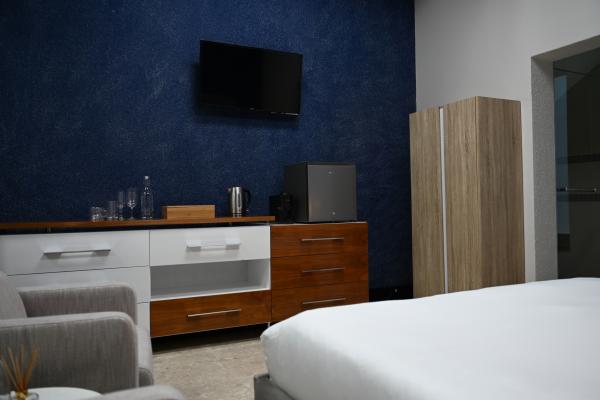 Room image 49