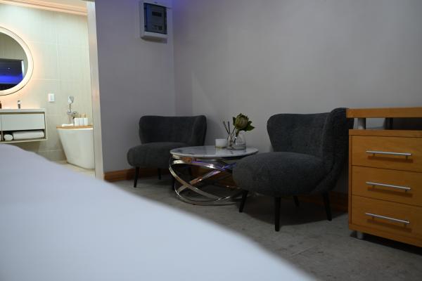 Room image 56