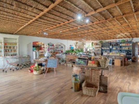 Anna Beulah Farm - Property / Building