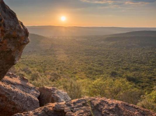 Lindani Game and Lodges - Mountain view