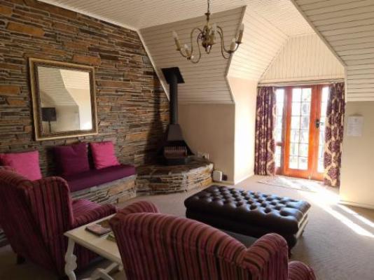Dark Chocolate Guesthouse - Living Room