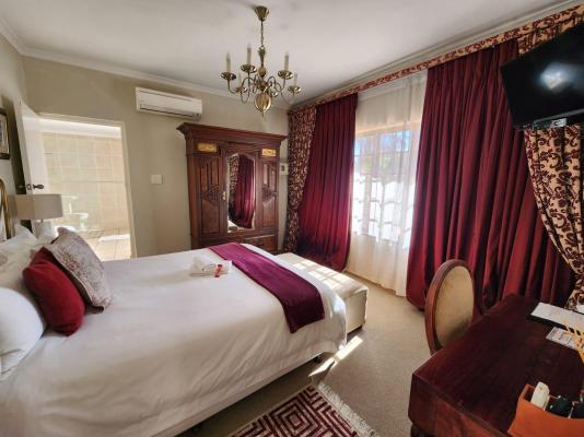Dark Chocolate Guesthouse - 274886