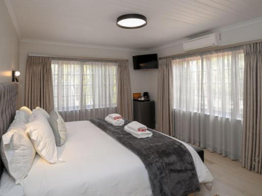 Room image 5