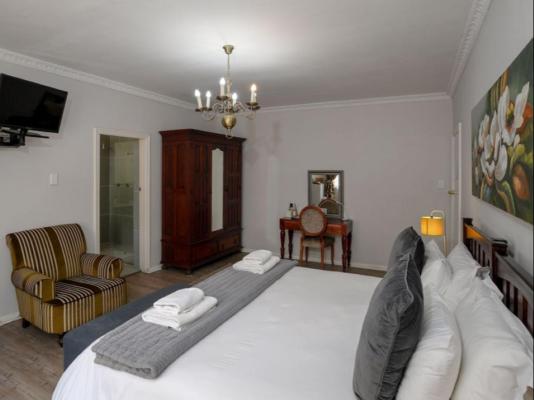 Room image 14