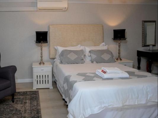 Dark Chocolate Guesthouse - 274900