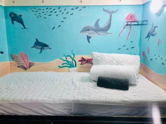 Room image 15