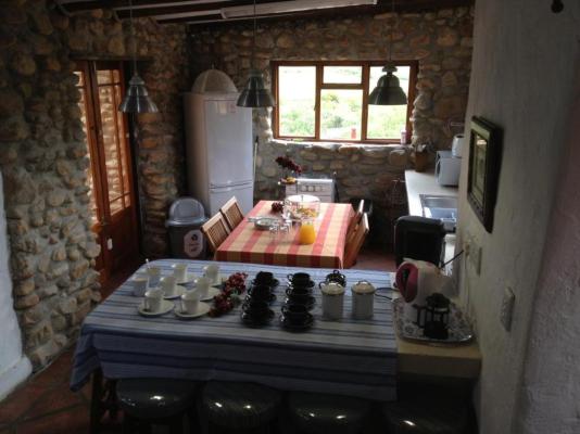 Oaksrest Vineyards Guest Farm - 275106