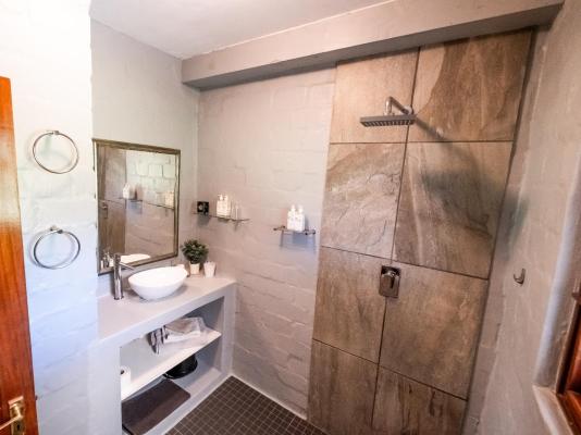 Hemel en Aarde Village Accommodation - 275143