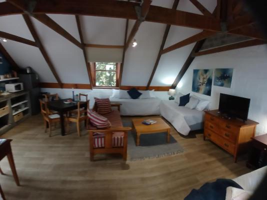 Hemel en Aarde Village Accommodation - 275156