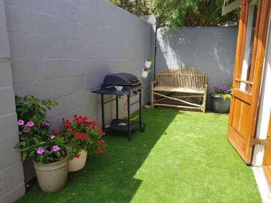 Hemel en Aarde Village Accommodation - 275176