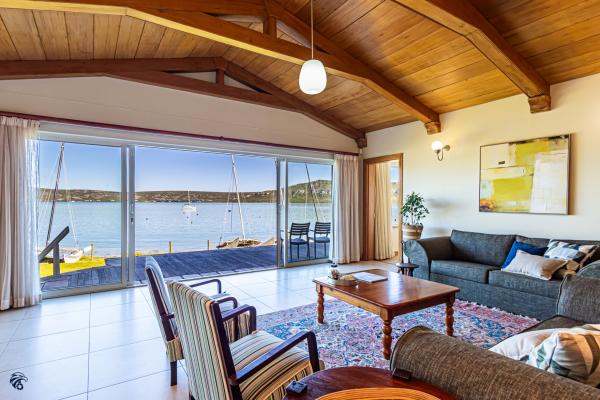Sandbaai Villa Langebaan Self-catering - 275207