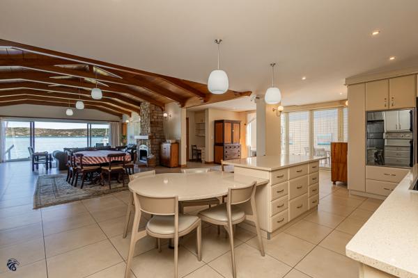 Sandbaai Villa Langebaan Self-catering - 275214