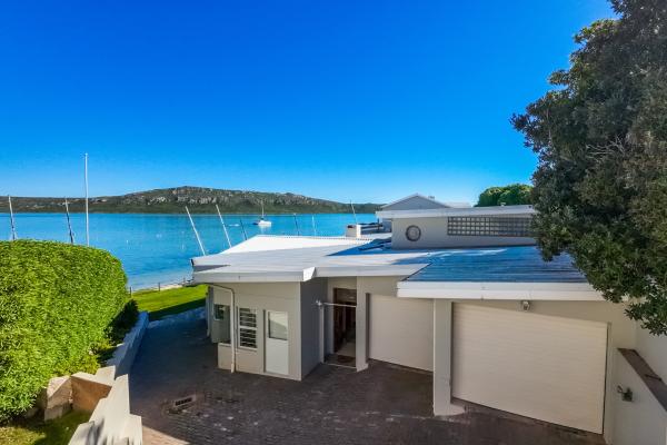 Sandbaai Villa Langebaan Self-catering - 275230