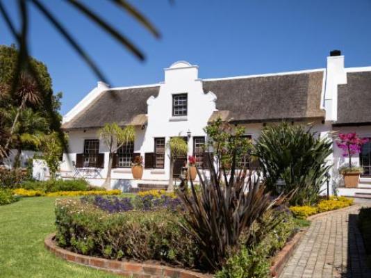 Cape Village Lodge - Property / Building