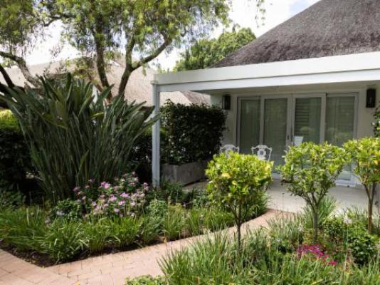 Cape Village Lodge - Garden