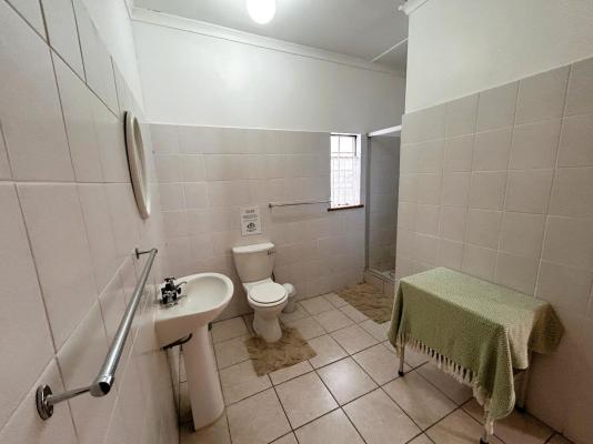 Carlton Heights Guesthouse - 275336