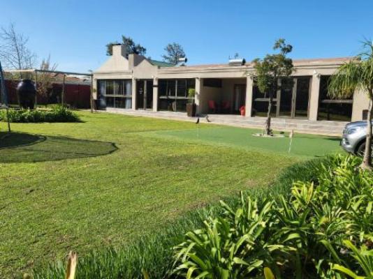 Dilisca Guesthouse - Property / Building