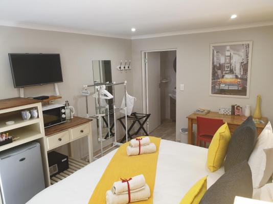 Dilisca Guesthouse - 275390