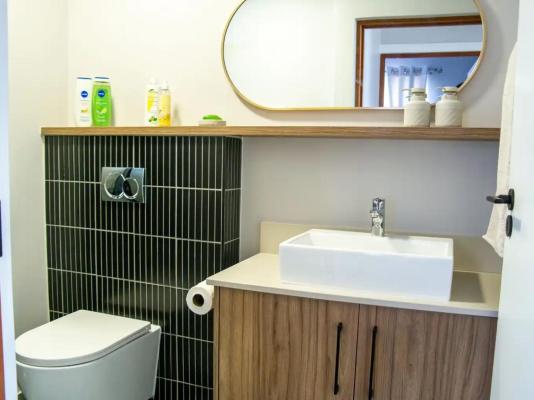 Earls Court Corner - 275439
