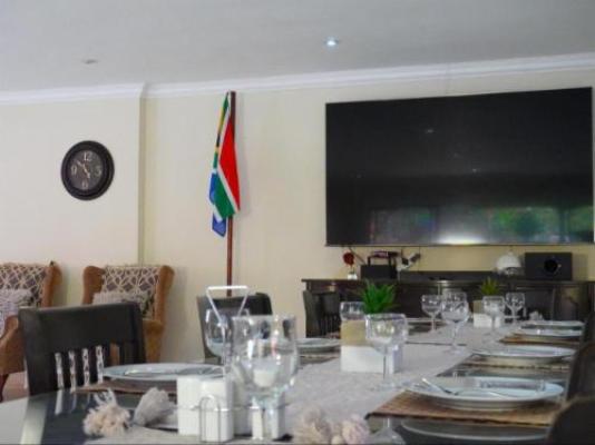 Mount Vista Guest House - Dining area