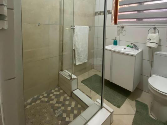 Room image 1