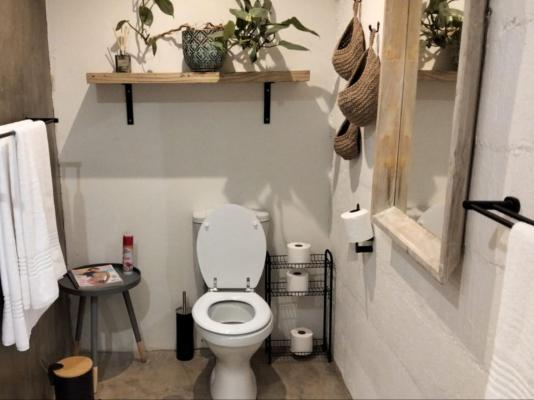 Room image 4