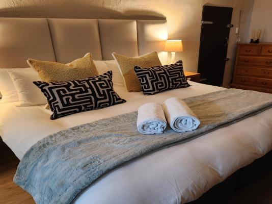 Room image 4