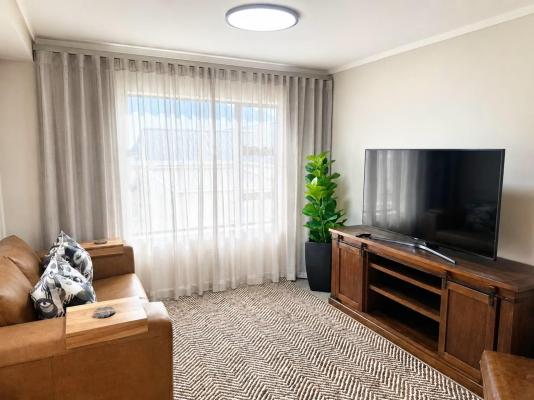 Booked in Time at Earls Court Corner - 275740