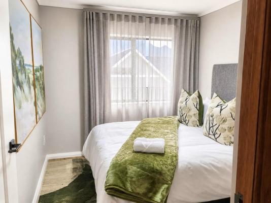 Booked in Time at Earls Court Corner - 275755