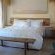 CocoMo Boutique Coastal Garden Studio - Bed