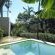 CocoMo Boutique Coastal Garden Studio - Pool view