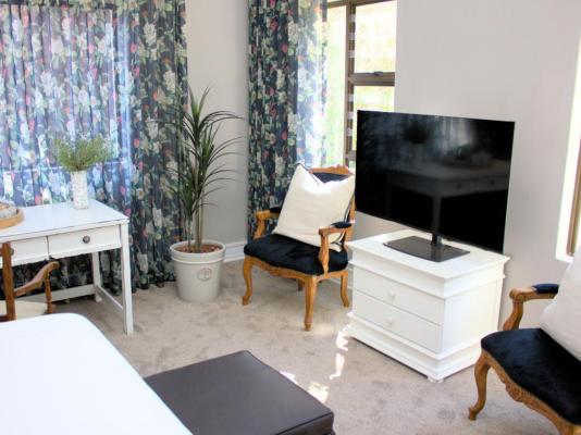 Pytchley House - 275848