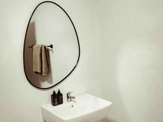 Room image 4