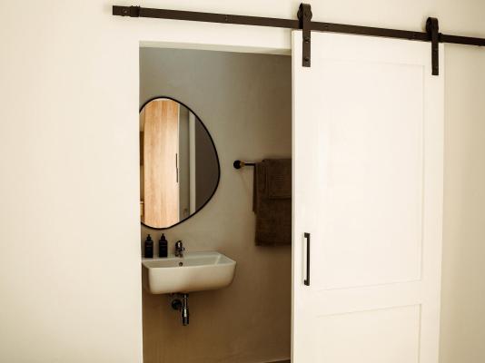 Room image 4