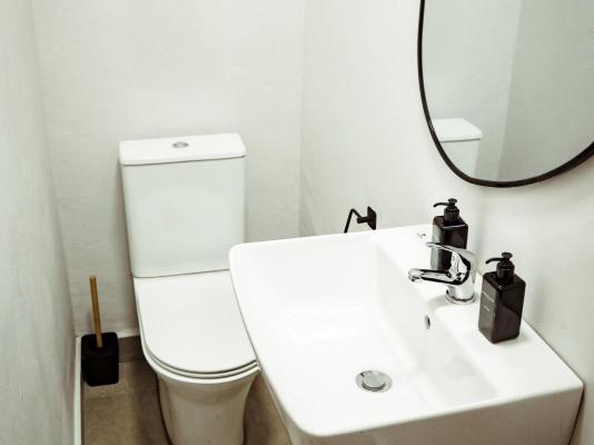 Railway Hotel - 275936